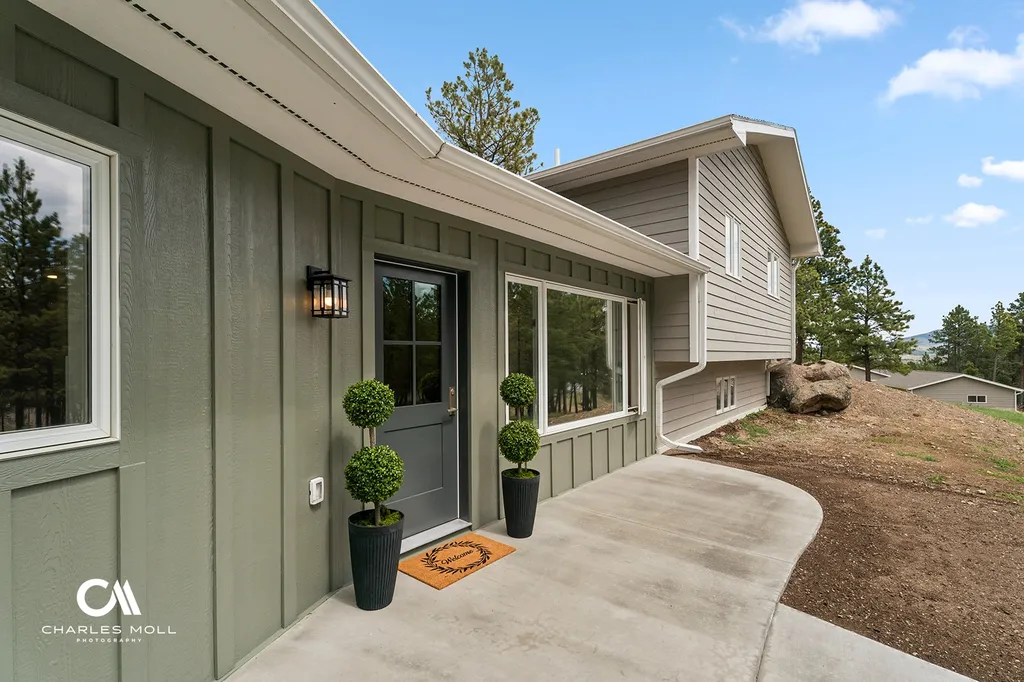 11 Bugle Road Clancy MT 59634