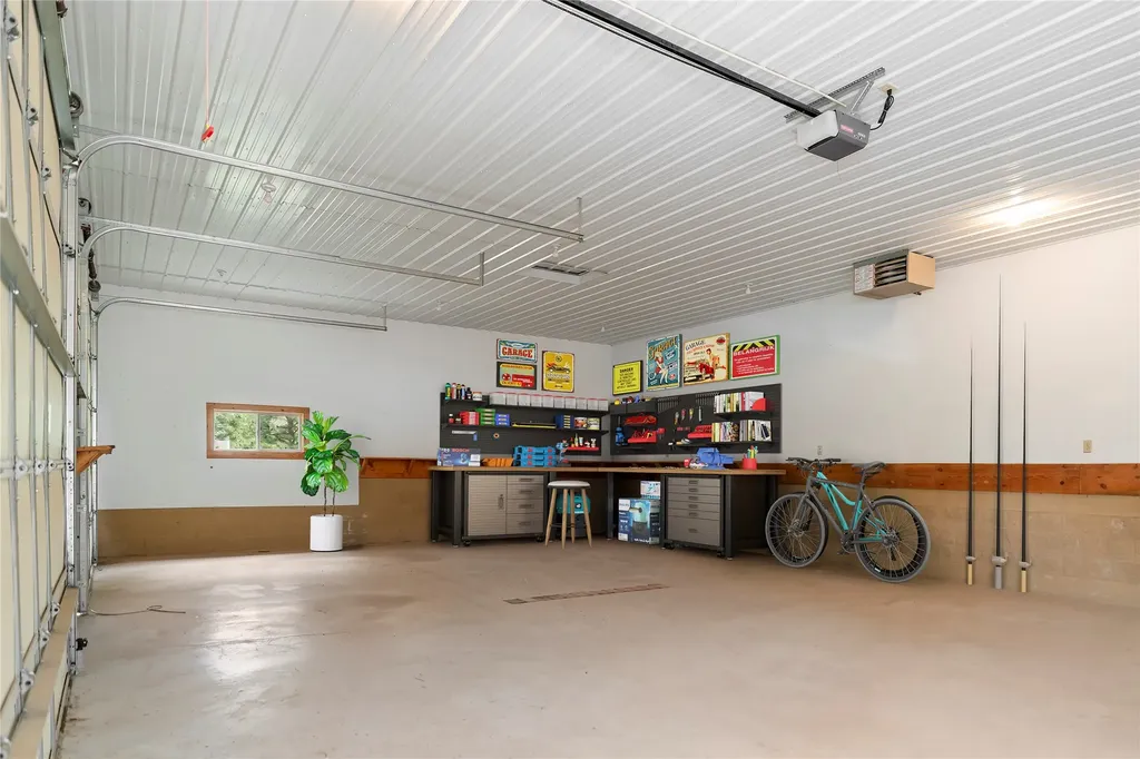 11 Bugle Road Clancy MT 59634