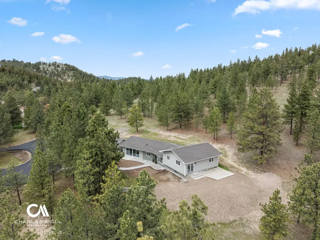 11 Bugle Road Clancy MT 59634
