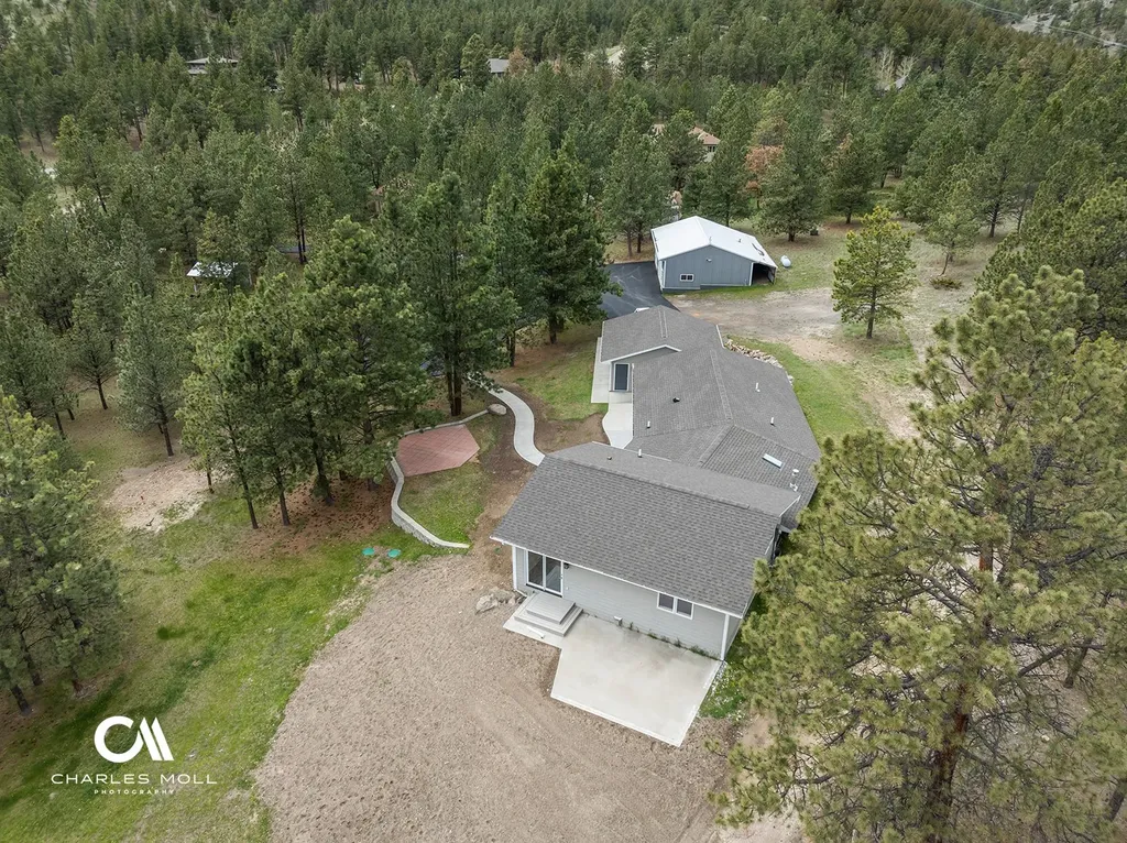 11 Bugle Road Clancy MT 59634