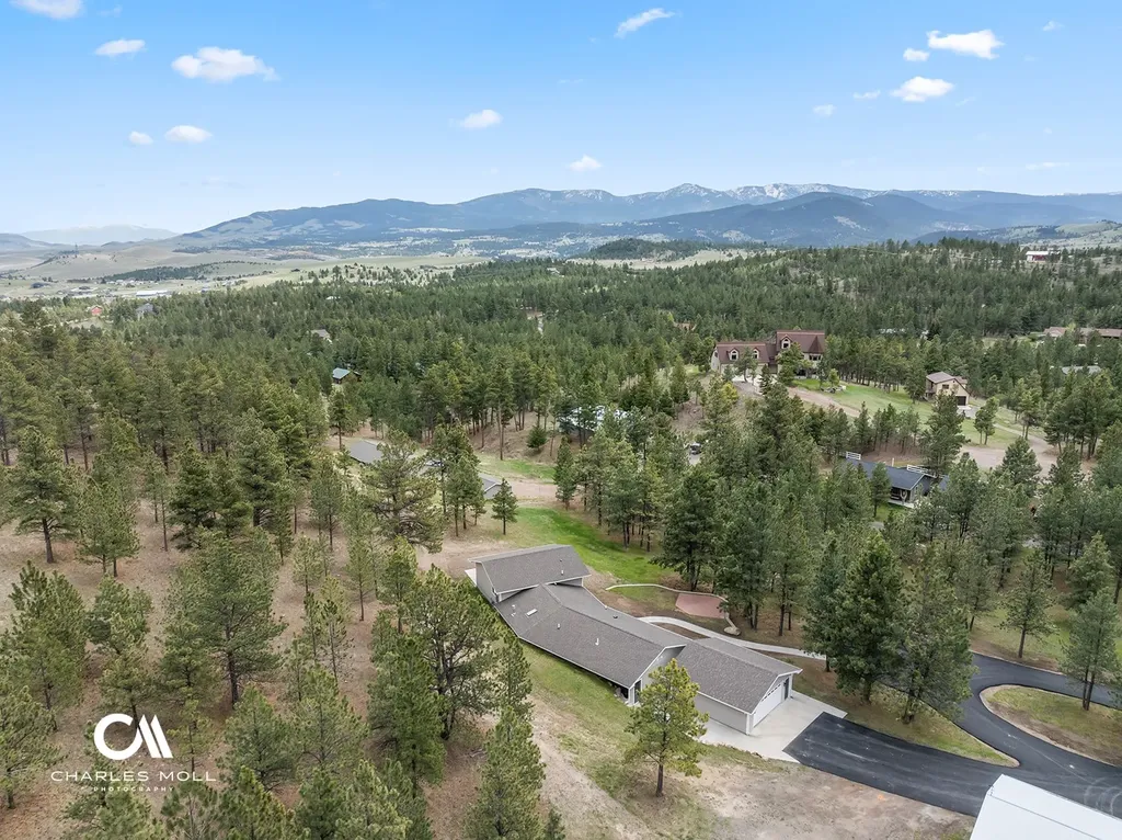 11 Bugle Road Clancy MT 59634