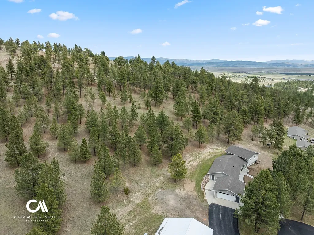 11 Bugle Road Clancy MT 59634