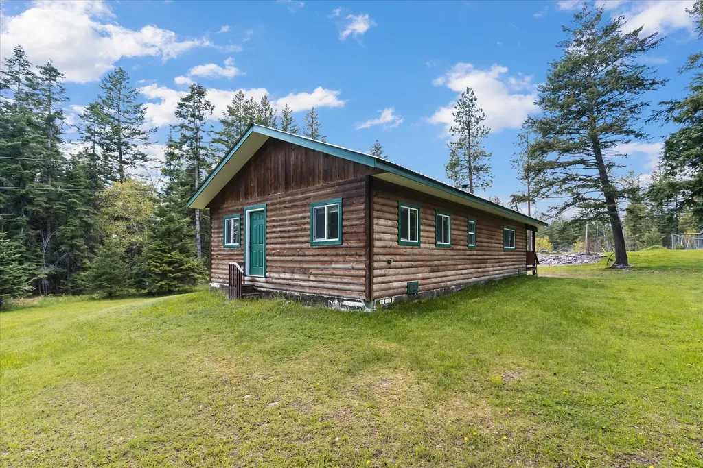 12820 Red Owl Trail Bigfork MT 59911