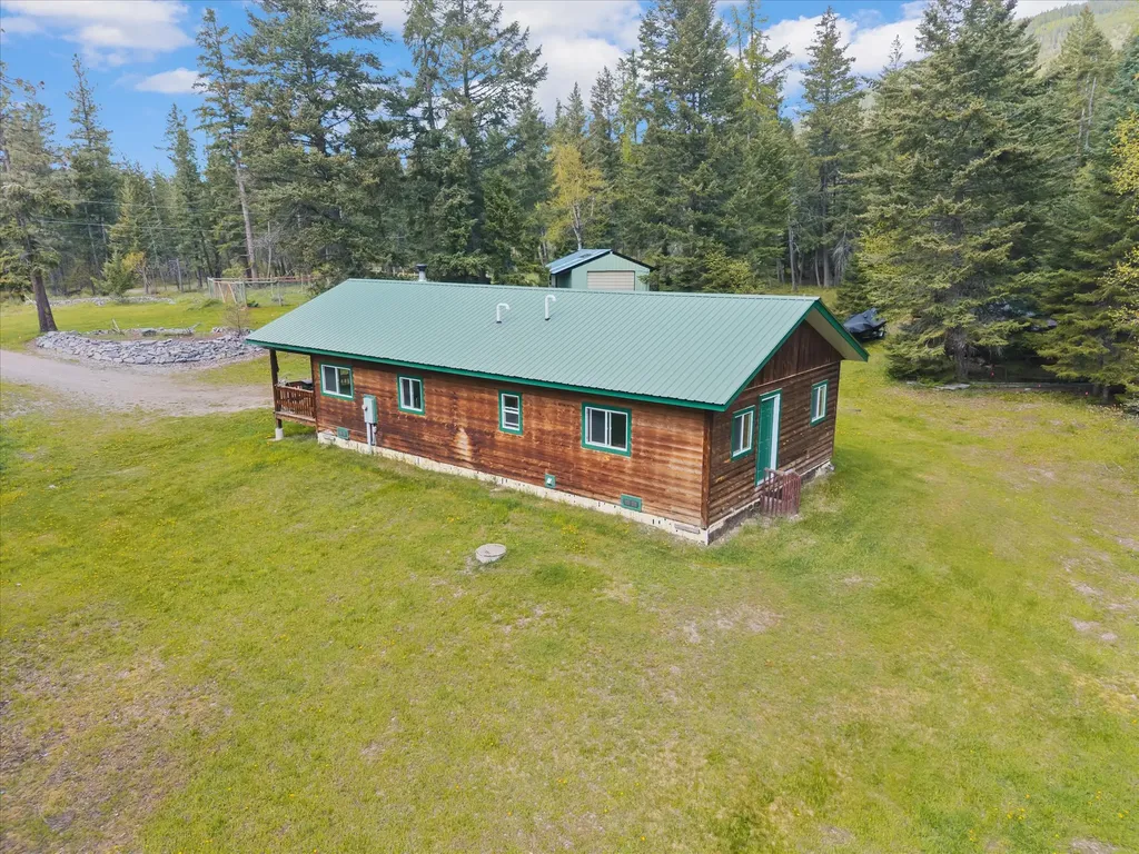 12820 Red Owl Trail Bigfork MT 59911
