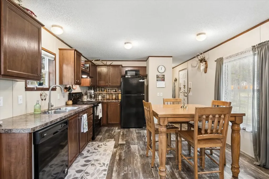 4870 Us Hwy 93 S Whitefish MT 59937