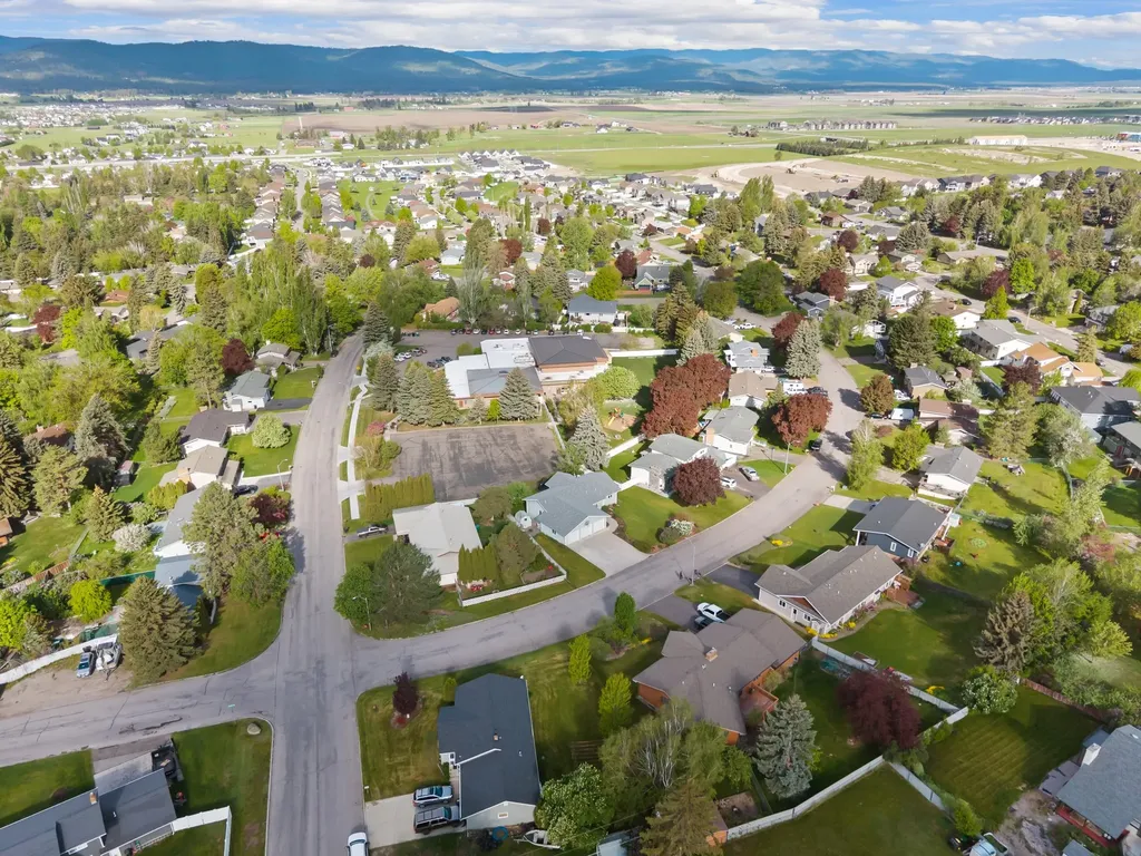 310 Hilltop Avenue Kalispell MT 59901