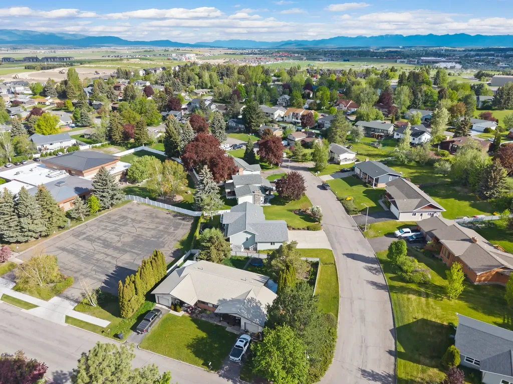 310 Hilltop Avenue Kalispell MT 59901