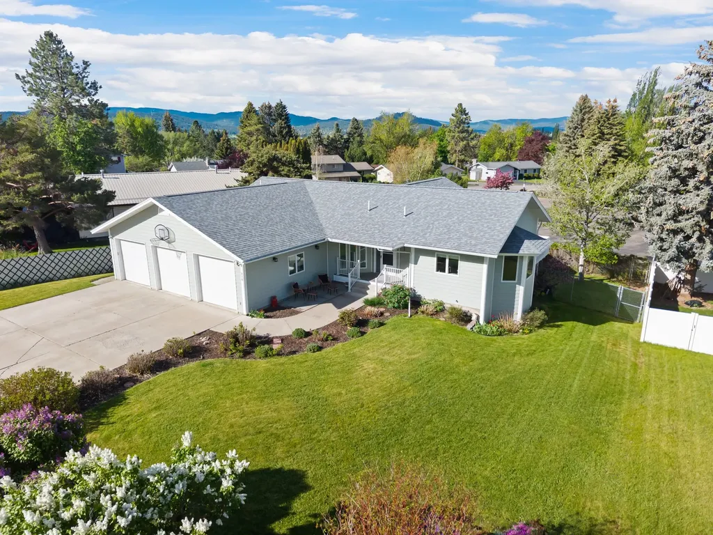 310 Hilltop Avenue Kalispell MT 59901