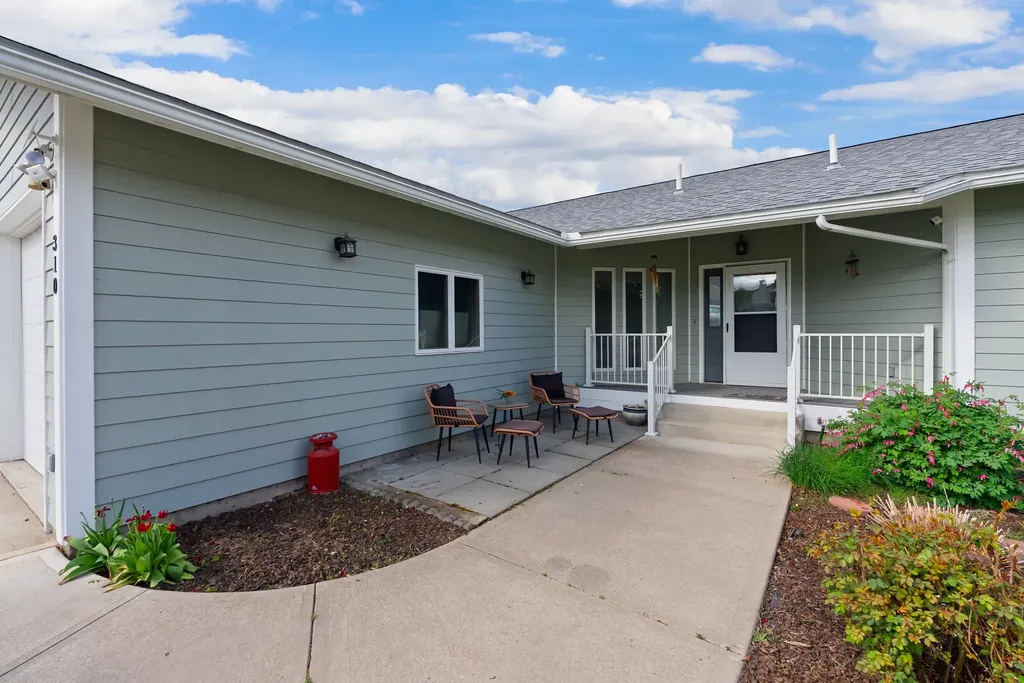 310 Hilltop Avenue Kalispell MT 59901
