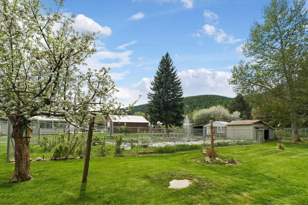 34 Conifer Road Libby MT 59923