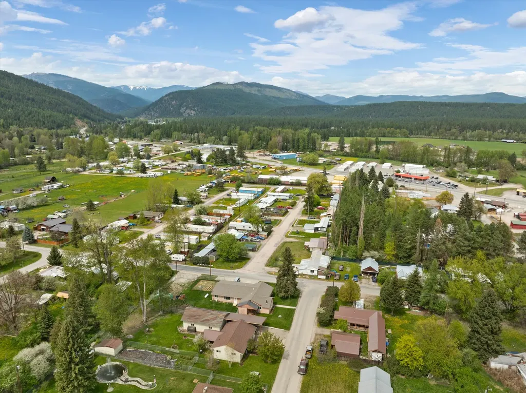34 Conifer Road Libby MT 59923