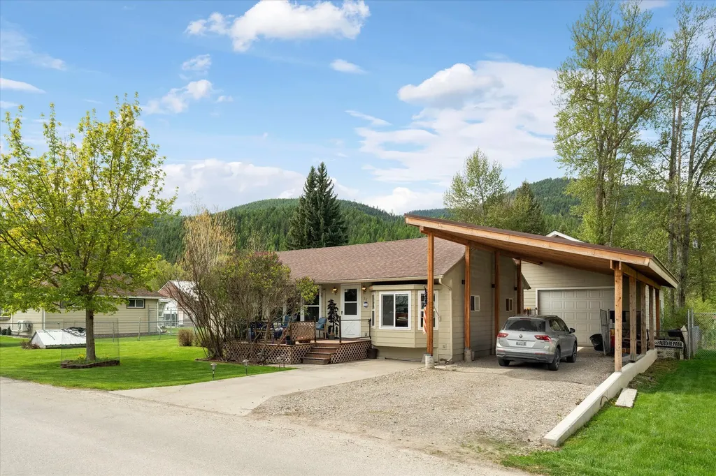 34 Conifer Road Libby MT 59923