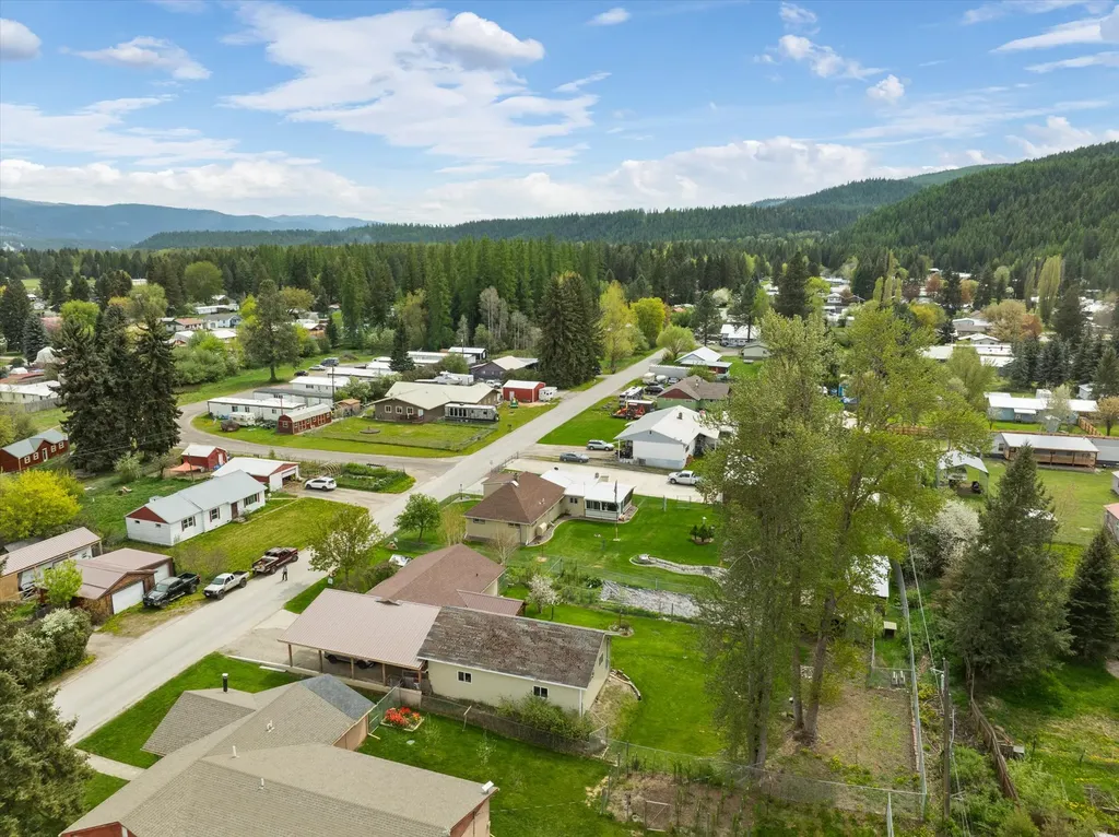 34 Conifer Road Libby MT 59923