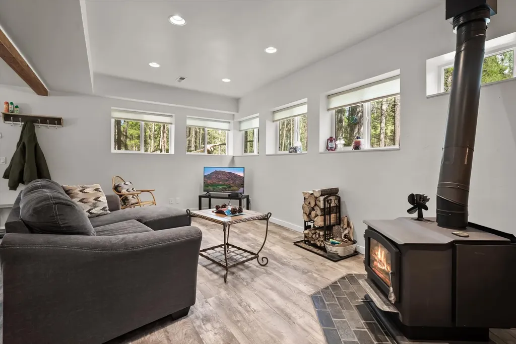 6869 Farm To Market Road Whitefish MT 59937