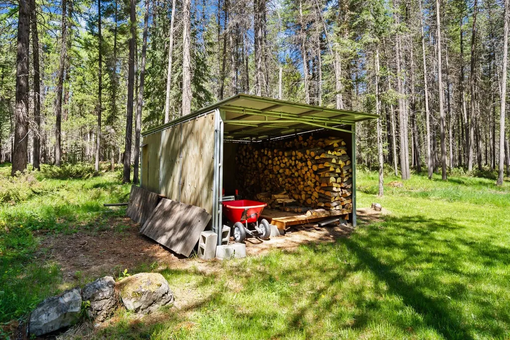 6869 Farm To Market Road Whitefish MT 59937