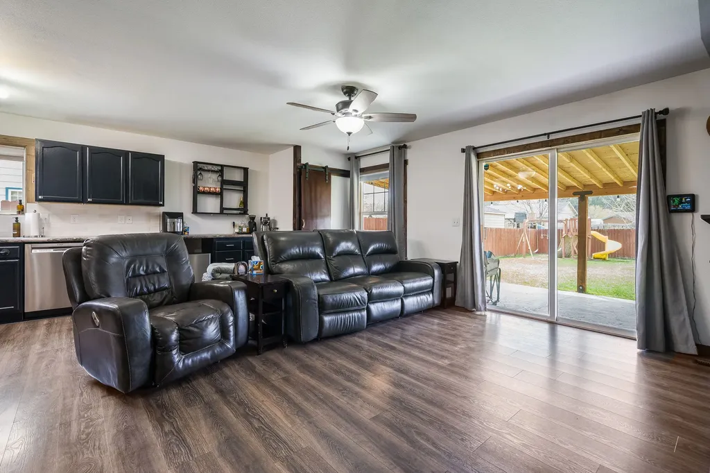 1401 Klondyke Loop Somers MT 59932