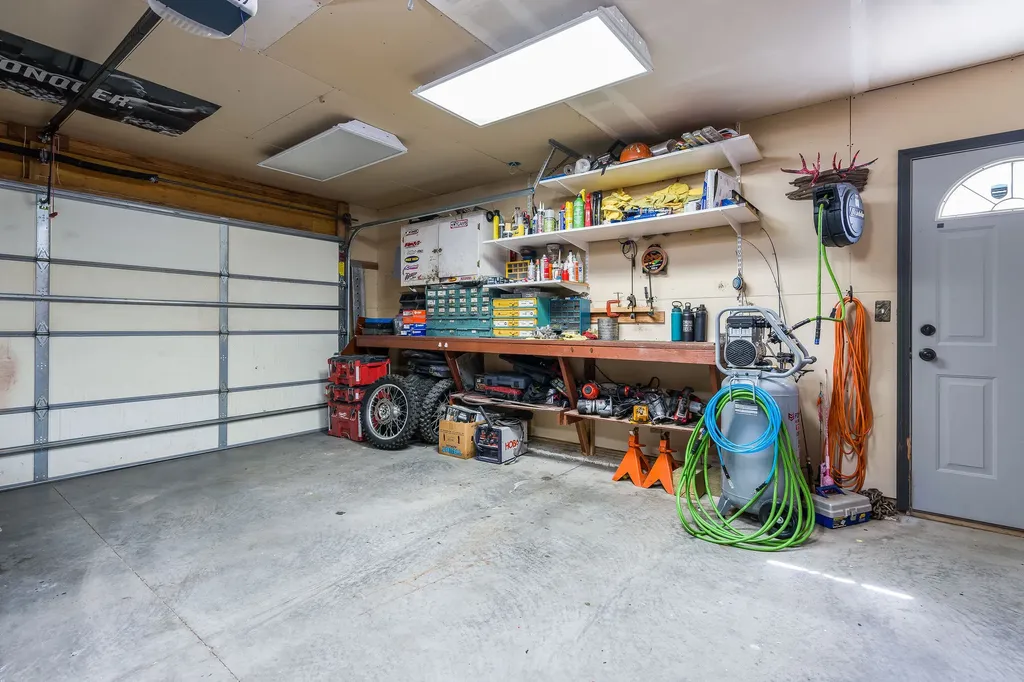 1401 Klondyke Loop Somers MT 59932