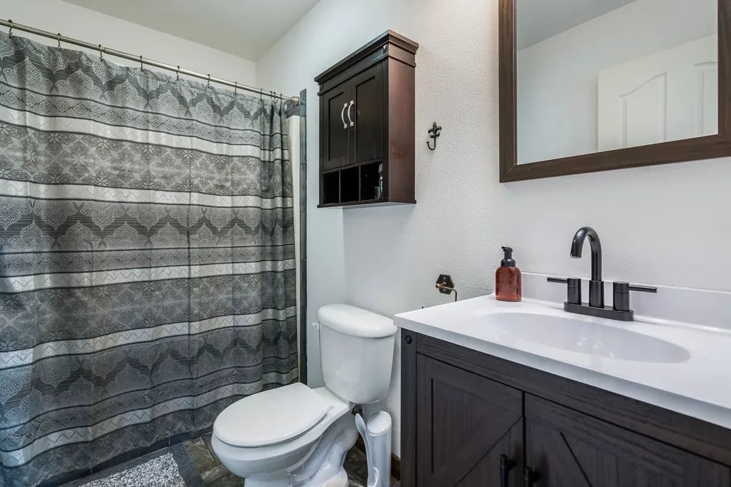 1401 Klondyke Loop Somers MT 59932