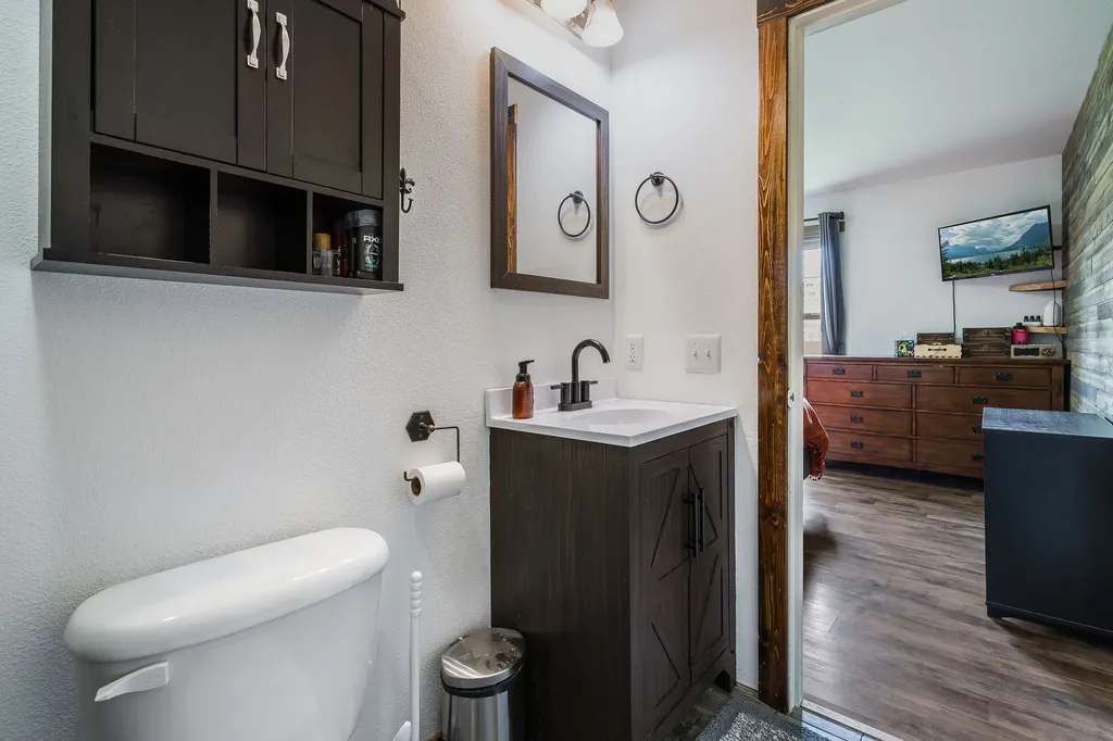 1401 Klondyke Loop Somers MT 59932