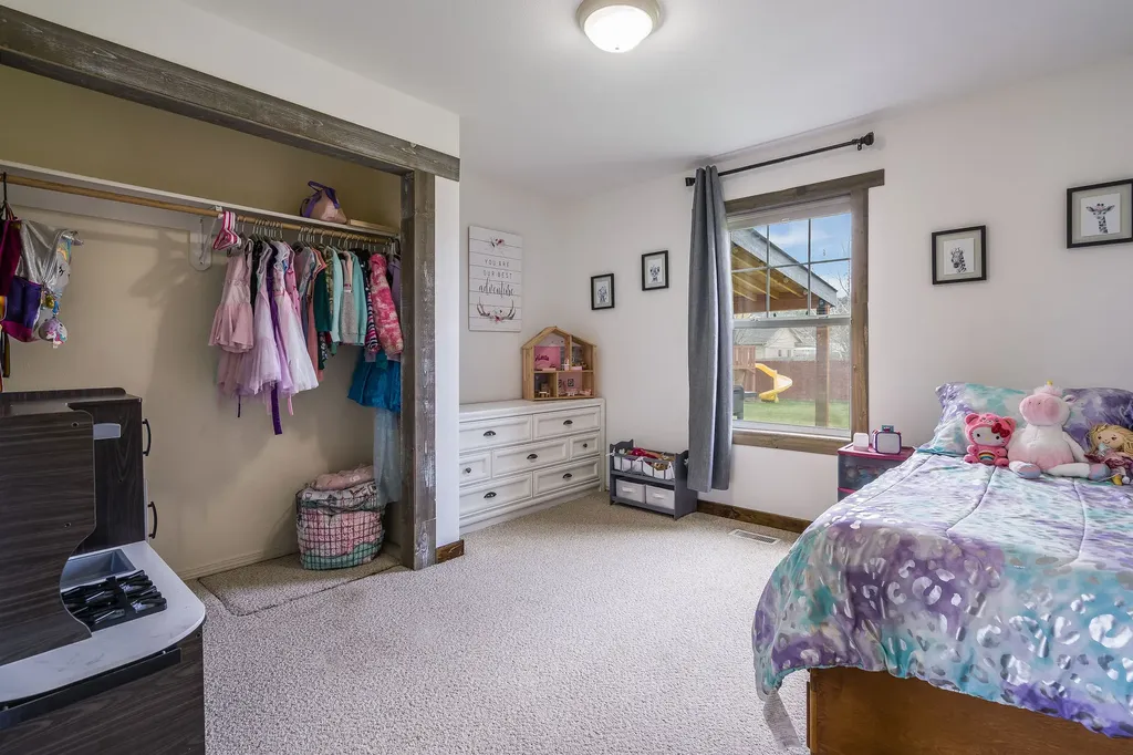 1401 Klondyke Loop Somers MT 59932