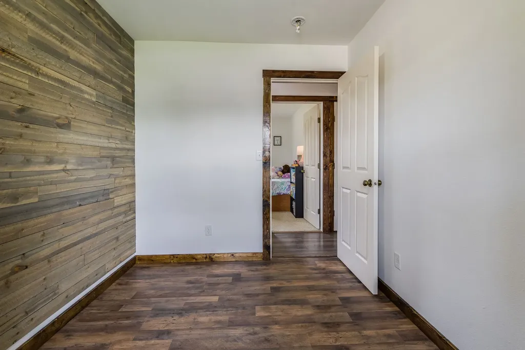 1401 Klondyke Loop Somers MT 59932