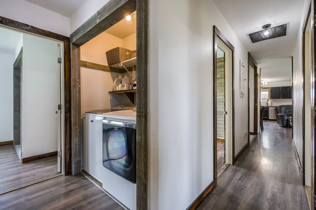 1401 Klondyke Loop Somers MT 59932