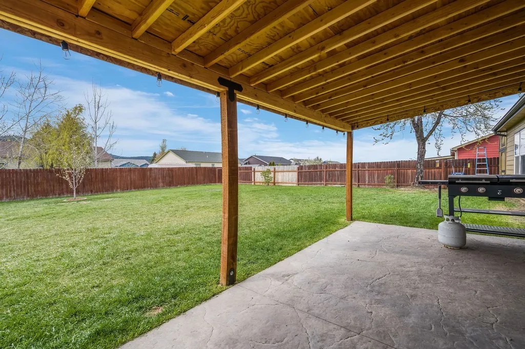 1401 Klondyke Loop Somers MT 59932