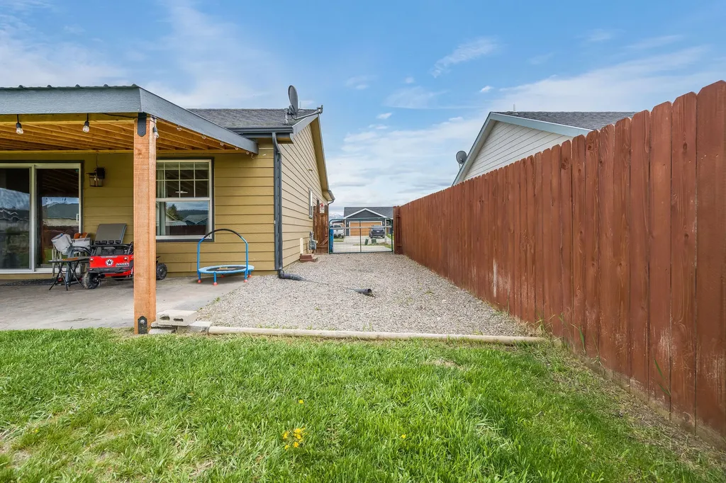1401 Klondyke Loop Somers MT 59932