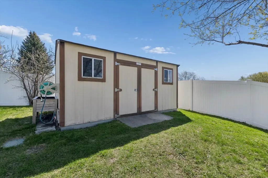 288 Buttercup Loop Kalispell MT 59901