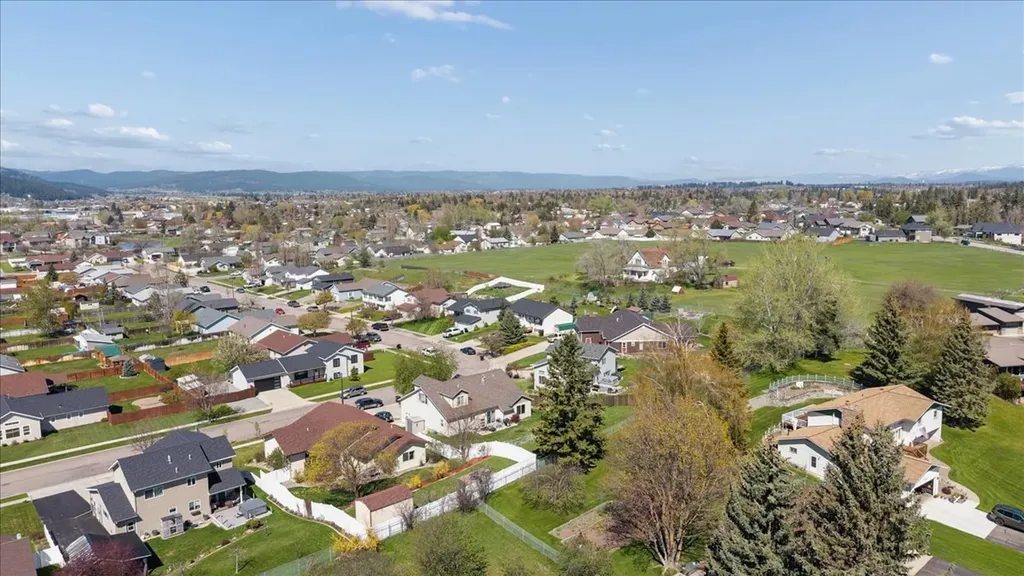 288 Buttercup Loop Kalispell MT 59901
