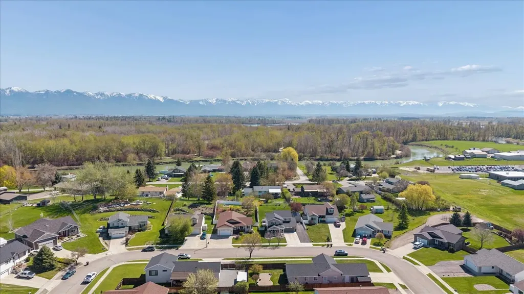 288 Buttercup Loop Kalispell MT 59901