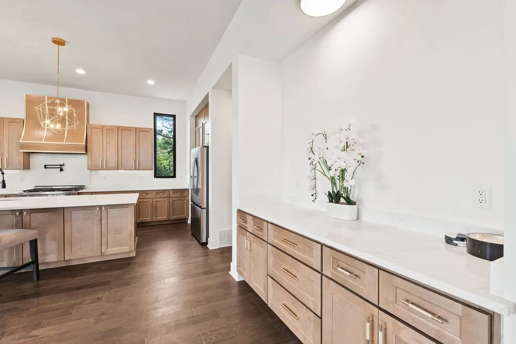 215 Whisper Ridge Drive Bigfork MT 59911