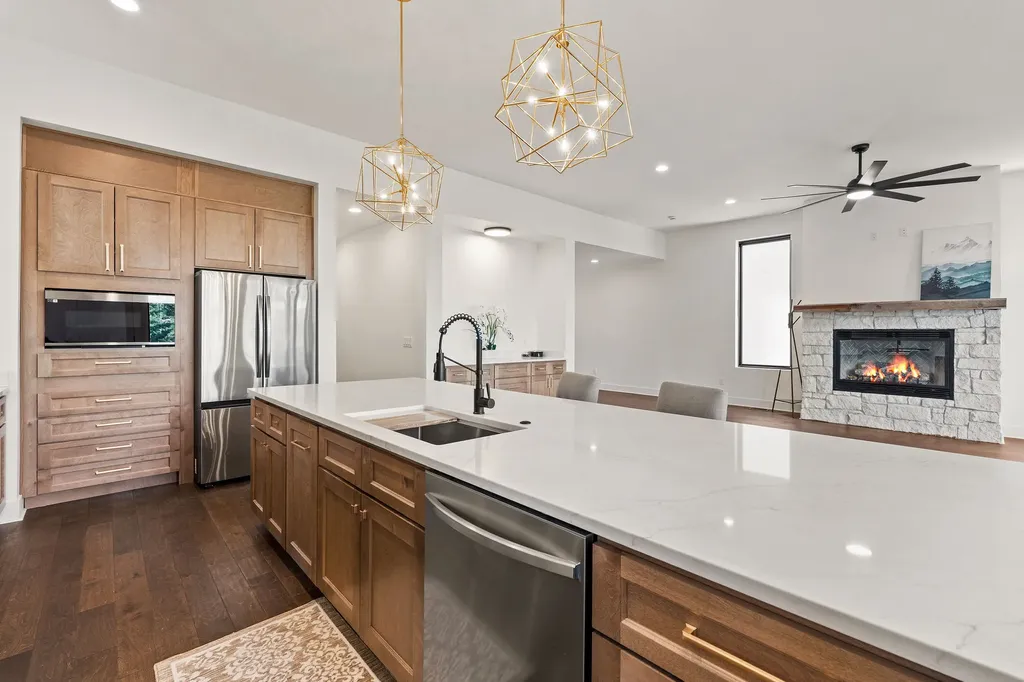 215 Whisper Ridge Drive Bigfork MT 59911