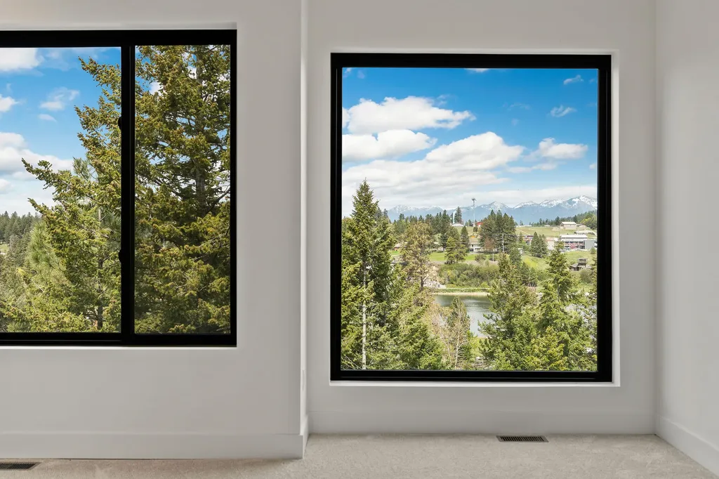 215 Whisper Ridge Drive Bigfork MT 59911