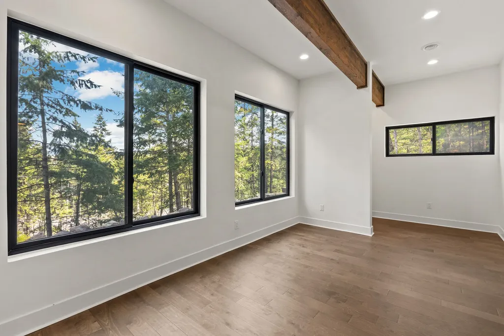 215 Whisper Ridge Drive Bigfork MT 59911