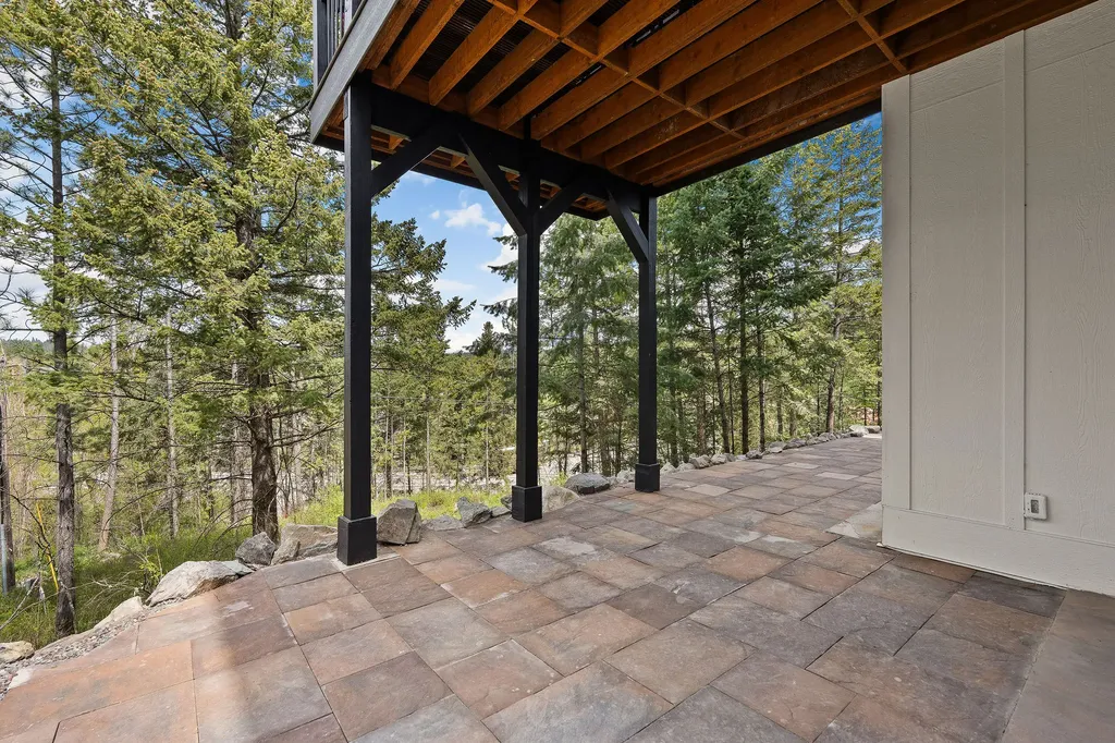 215 Whisper Ridge Drive Bigfork MT 59911