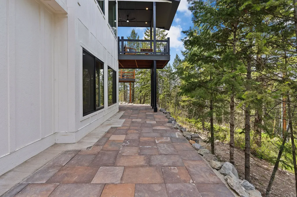 215 Whisper Ridge Drive Bigfork MT 59911
