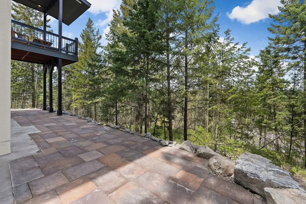 215 Whisper Ridge Drive Bigfork MT 59911