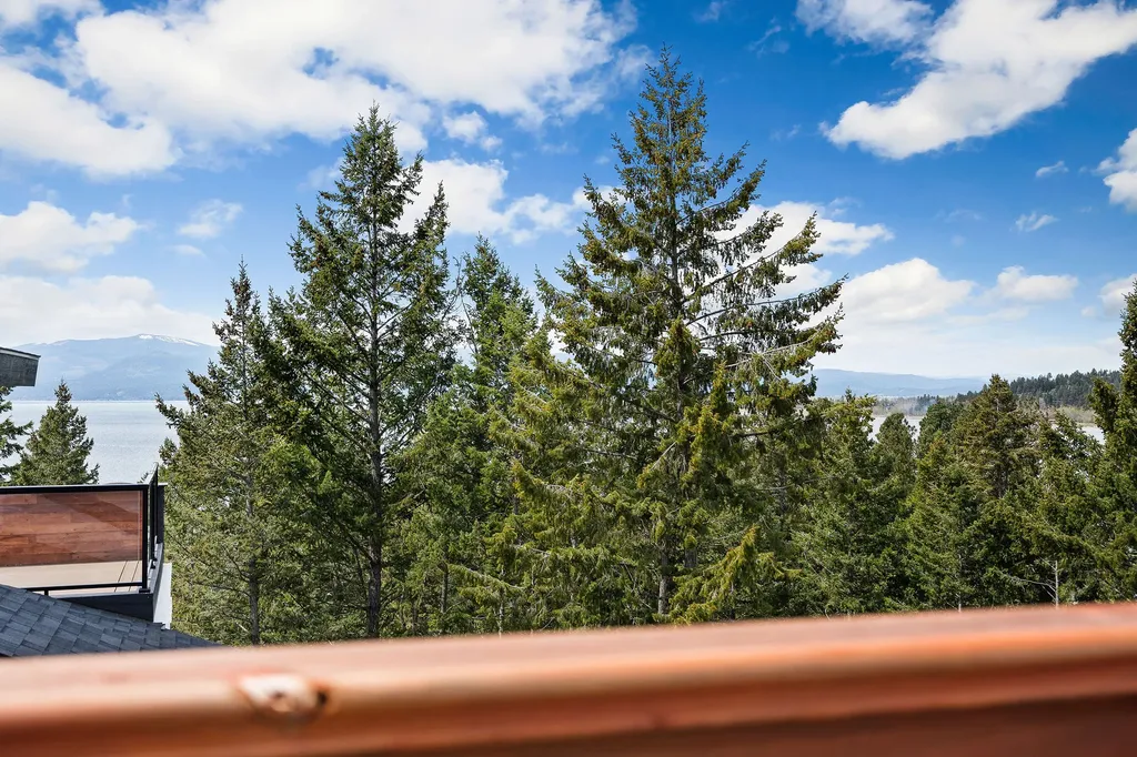 215 Whisper Ridge Drive Bigfork MT 59911
