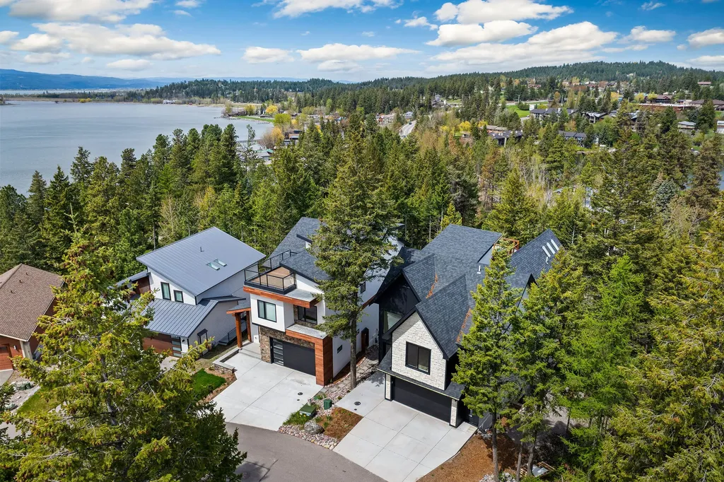 215 Whisper Ridge Drive Bigfork MT 59911