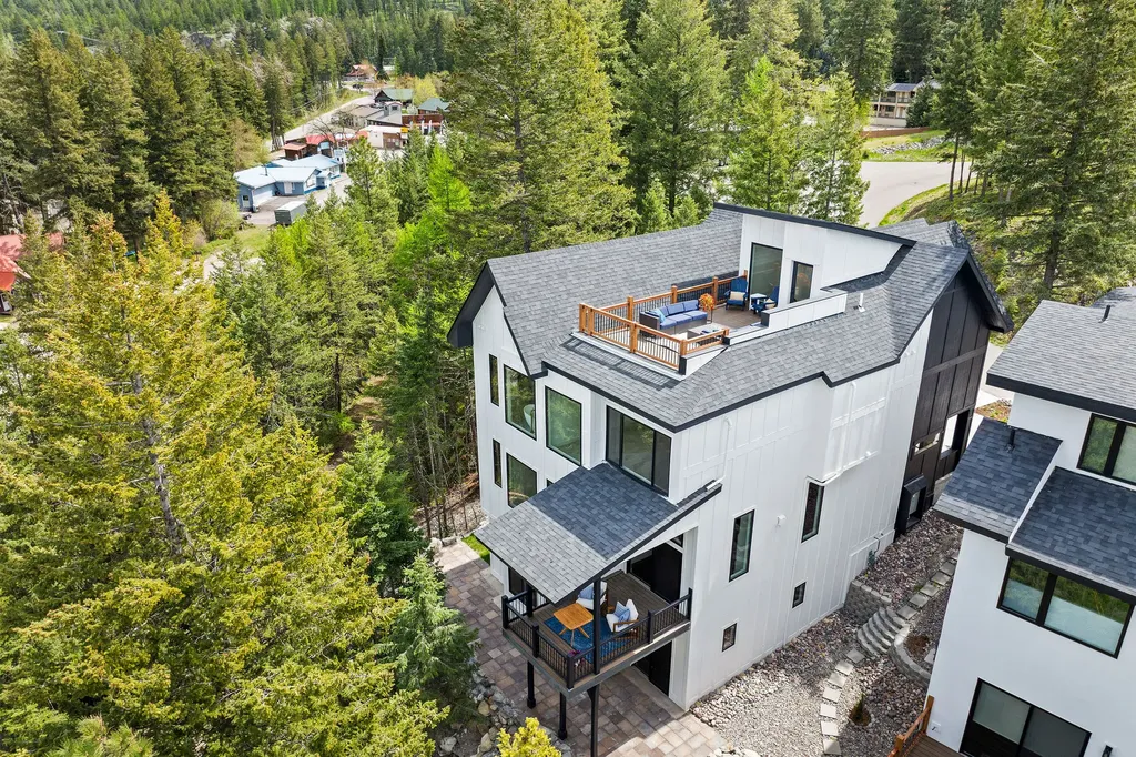 215 Whisper Ridge Drive Bigfork MT 59911