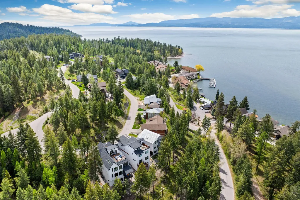 215 Whisper Ridge Drive Bigfork MT 59911
