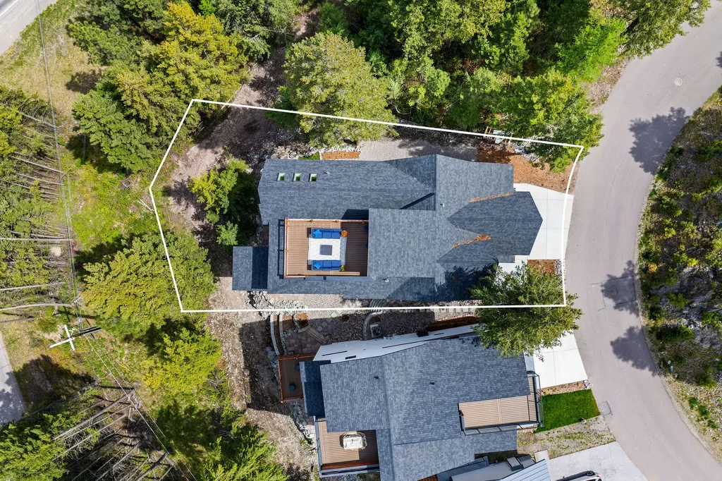 215 Whisper Ridge Drive Bigfork MT 59911