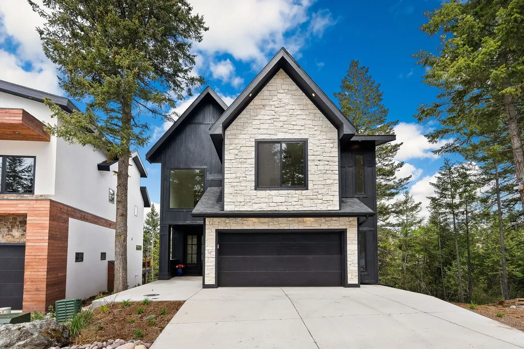 215 Whisper Ridge Drive Bigfork MT 59911