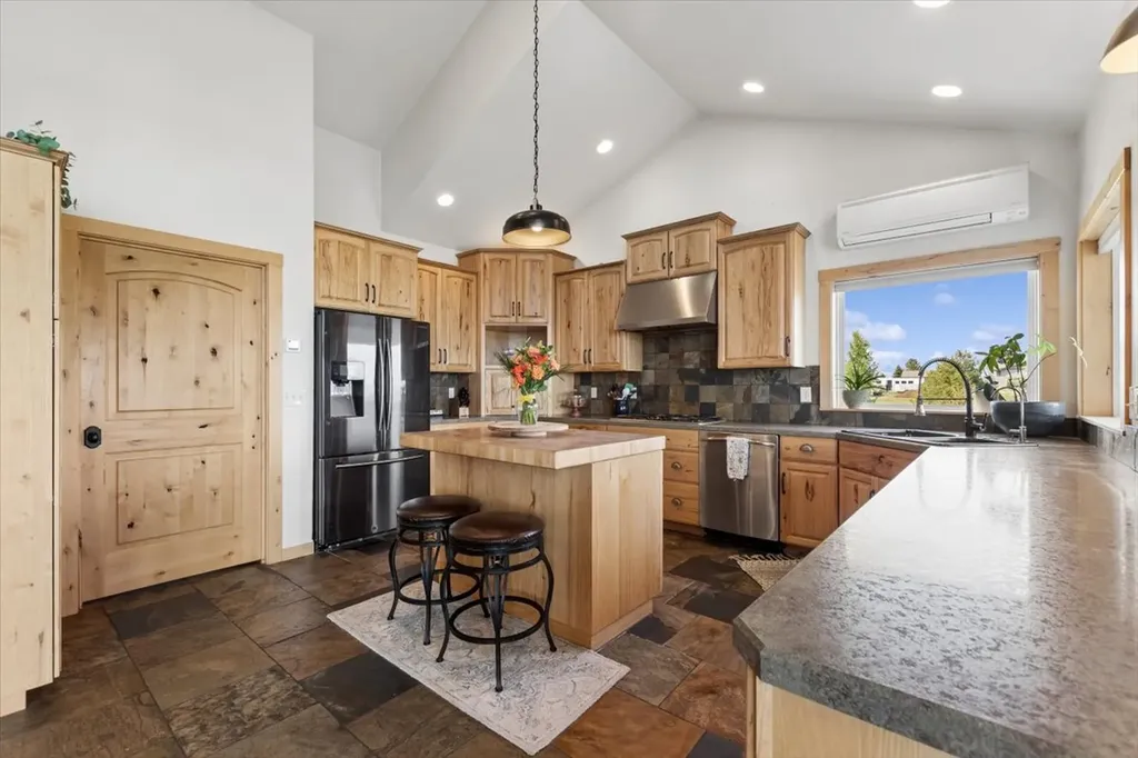 3625 Farm To Market Road Kalispell MT 59901