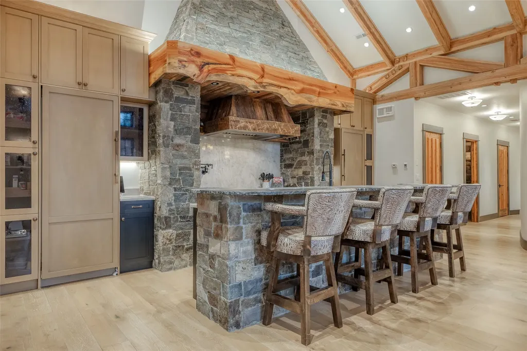 30 Bear Dance Village Bigfork MT 59911