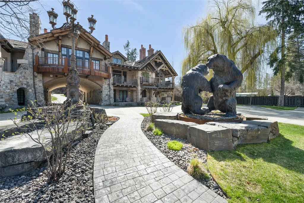 30 Bear Dance Village Bigfork MT 59911
