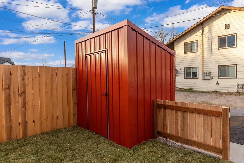 1018 Charlo Street Missoula MT 59802