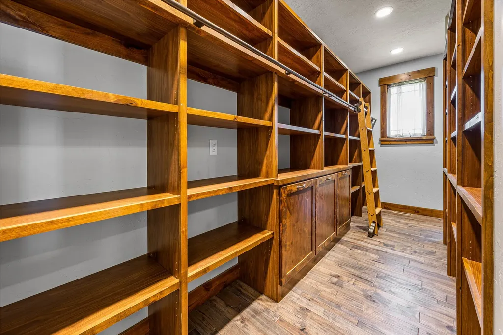 447 Labrador Trail Corvallis MT 59828