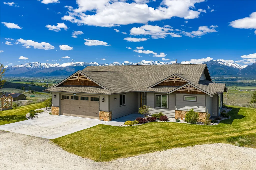 447 Labrador Trail Corvallis MT 59828
